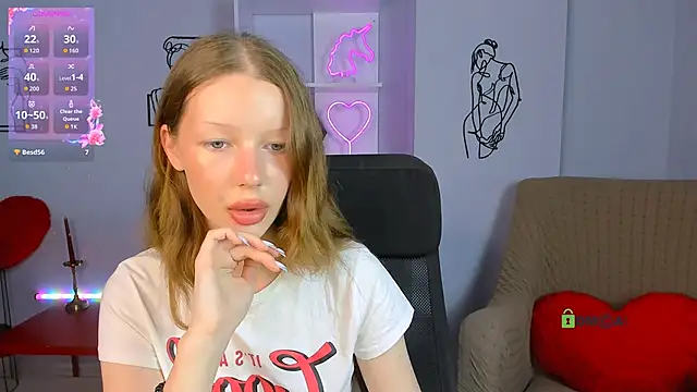 Snapshot of khloebeauty chatting on September 21, 5:53 am khloebeauty online show from September 21, 5:53 am