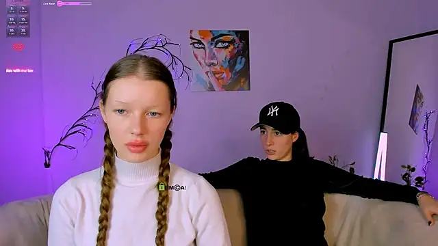 Snapshot of khloebeauty chatting on October 19, 7:25 pm khloebeauty online show from October 19, 7:25 pm