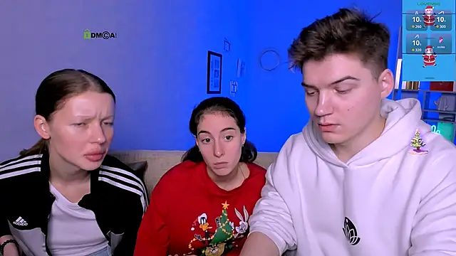 Snapshot of khloebeauty chatting on December 2, 8:15 pm khloebeauty online show from December 2, 8:15 pm