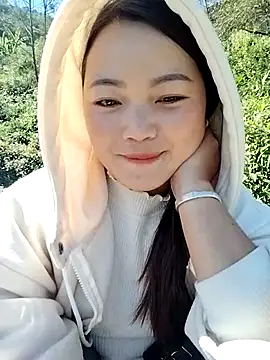 lusy-000 online show from November 29, 3:31 am