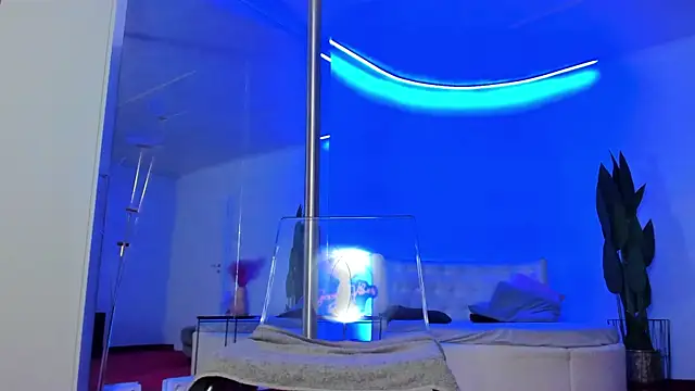 JessicaSky  online show from December 3, 8:07 pm