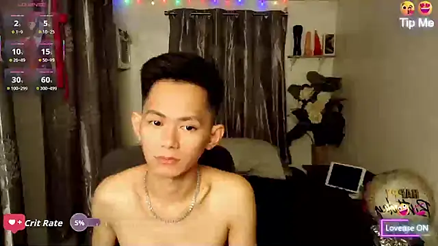 Snapshot of Skinny_CumLoader69 chatting on June 28, 6:25 pm Skinny CumLoader69 online show from June 28, 6:25 pm