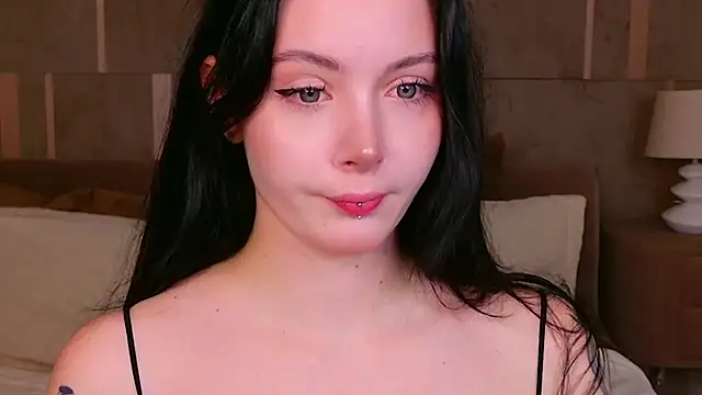 Snapshot of Goldy_Stark chatting on September 19, 8:42 pm Goldy Stark online show from September 19, 8:42 pm