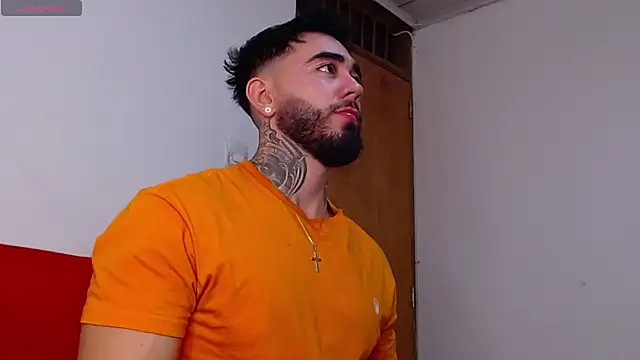 tommyblessd1 online show from October 5, 9:07 am