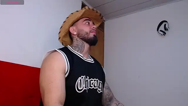 tommyblessd1 online show from October 24, 4:36 pm