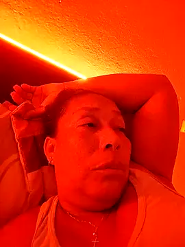 Naomi-Mature online show from February 15, 9:22 pm