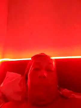 Naomi-Mature online show from April 5, 8:00 am