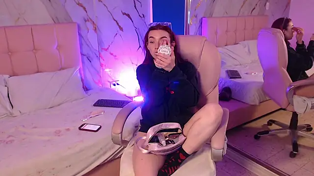 Snapshot of Red_kytty6 chatting on February 1, 1:26 am Red kytty6 online show from February 1, 1:26 am