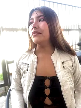 Snapshot of Jasmin_Pink chatting on October 21, 1:34 pm Jasmin Pink online show from October 21, 1:34 pm