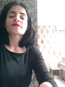 Snapshot of Gecenin_Kralicesi chatting on March 4, 6:52 am Gecenin Kralicesi online show from March 4, 6:52 am