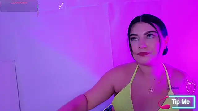 MiaaFarrel online show from February 27, 5:57 pm