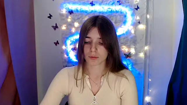 Snapshot of JuiceLips__ chatting on September 15, 4:40 pm JuiceLips online show from September 15, 4:40 pm