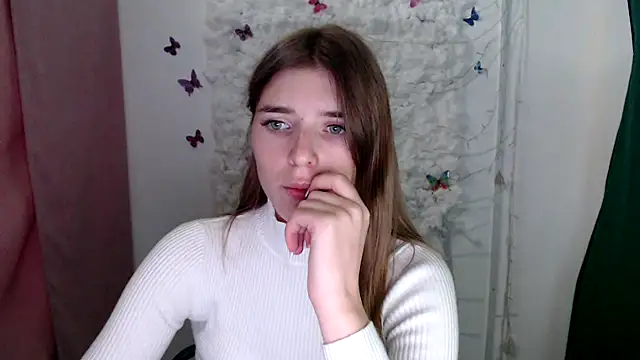 Snapshot of JuiceLips__ chatting on September 17, 12:40 pm JuiceLips online show from September 17, 12:40 pm