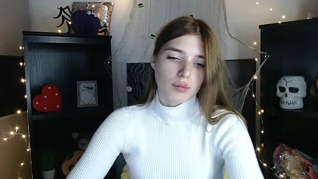 Snapshot of JuiceLips__ chatting on November 6, 1:45 pm JuiceLips online show from November 6, 1:45 pm