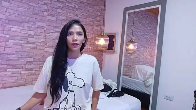 Snapshot of Martina_thompson69 chatting on October 30, 2:18 pm Martina thompson69 online show from October 30, 2:18 pm