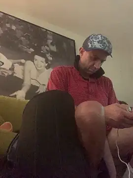 Hothotboyg online show from April 10, 3:17 pm