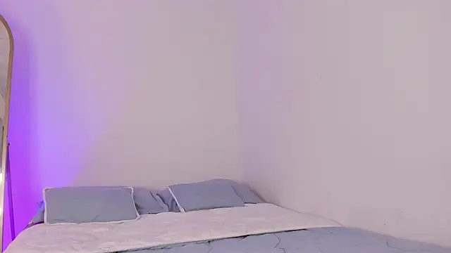 elzafuentes1 online show from February 20, 8:09 pm