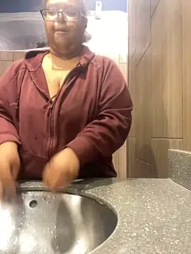 Snapshot of wishuhope4 chatting on December 18, 10:16 pm wishuhope4 online show from December 18, 10:16 pm