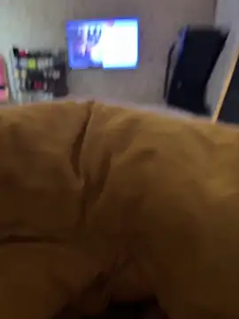 Snapshot of lolo33500 chatting on November 27, 8:11 pm lolo33500 online show from November 27, 8:11 pm