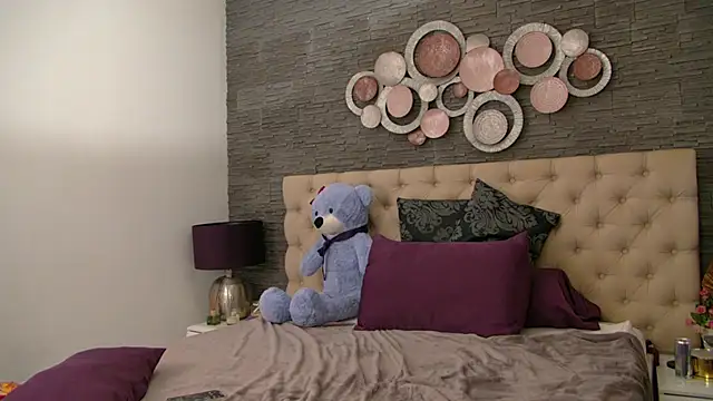 VannyFoxx online show from October 14, 7:03 pm