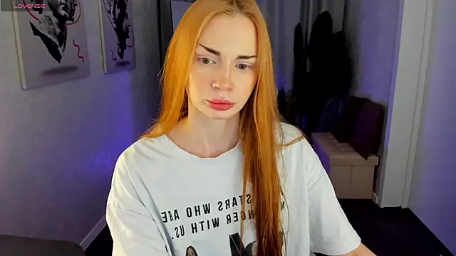 Snapshot of Jennie_Hunter chatting on April 25, 5:21 pm Jennie Hunter online show from April 25, 5:21 pm