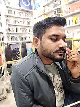 avi007p online show from December 16, 1:05 pm