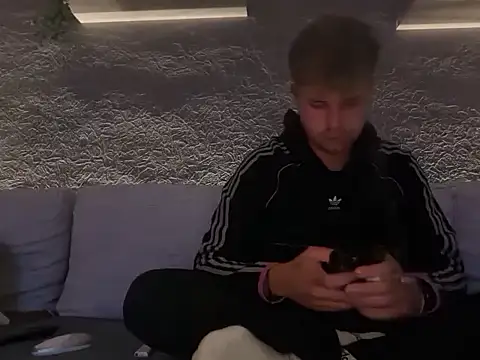 RioBlaze online show from October 27, 9:08 pm