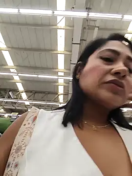 julieta evanns1 online show from October 3, 6:49 pm