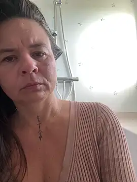 Snapshot of TheNaturalistX chatting on September 24, 9:01 am TheNaturalistX online show from September 24, 9:01 am