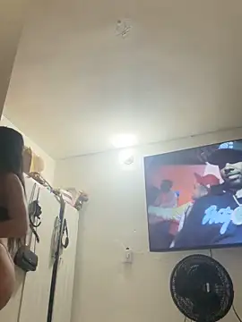 skullvalu online show from April 10, 8:02 pm