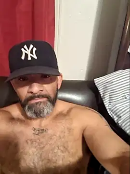 Snapshot of Cruz1522 chatting on November 19, 8:58 am Cruz1522 online show from November 19, 8:58 am