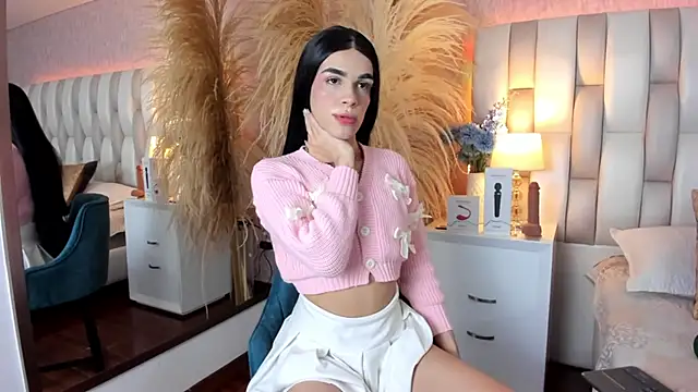Valery Rosse   online show from October 12, 1:21 pm
