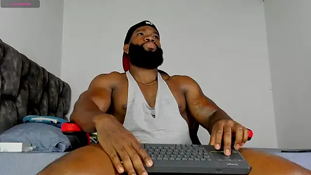 james musclebbc online show from April 6, 8:10 pm