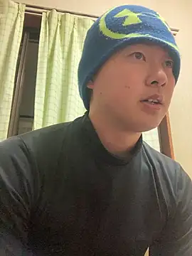 Snapshot of shoma2003 chatting on February 7, 1:48 pm shoma2003 online show from February 7, 1:48 pm