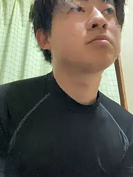 Snapshot of shoma2003 chatting on February 15, 1:09 pm shoma2003 online show from February 15, 1:09 pm