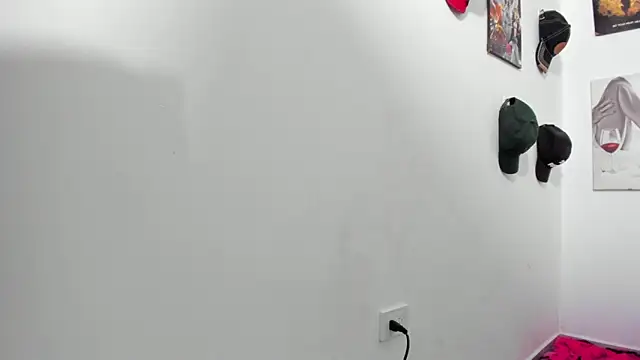 Rihanna hotx online show from February 26, 5:17 am