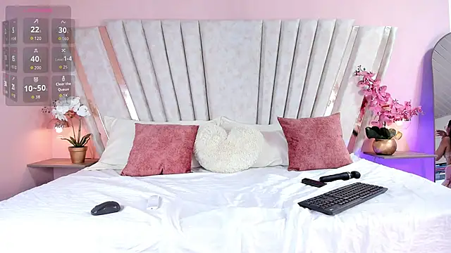 Snapshot of top_mary chatting on October 18, 11:16 pm top mary online show from October 18, 11:16 pm