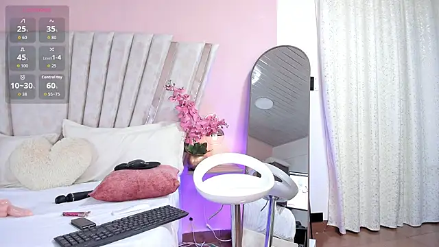 Snapshot of top_mary chatting on November 25, 11:27 pm top mary online show from November 25, 11:27 pm