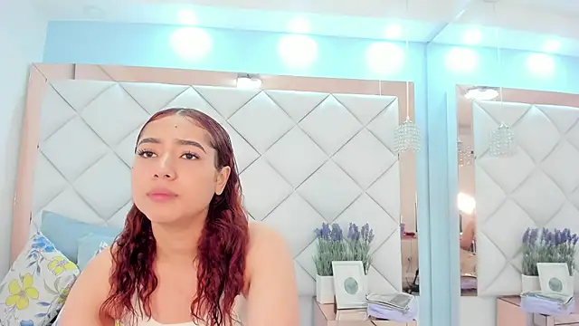 megannherrera online show from February 8, 1:36 pm