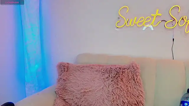 Snapshot of sofi_sweet_7 chatting on November 29, 8:56 pm sofi sweet 7 online show from November 29, 8:56 pm