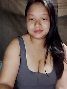 Snapshot of girl-babi chatting on October 1, 3:56 am girl-babi online show from October 1, 3:56 am