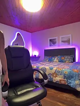 Isabella18 pink online show from February 2, 6:17 pm