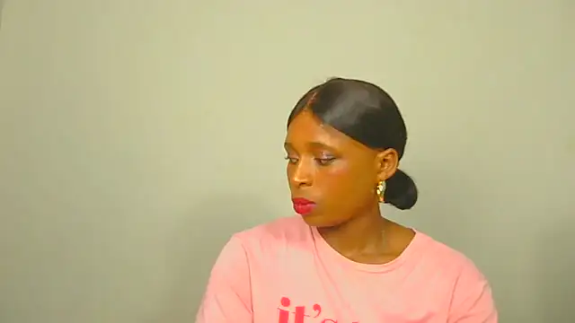 Snapshot of Mandy3ndlovu4 chatting on May 8, 1:49 pm Mandy3ndlovu4 online show from May 8, 1:49 pm