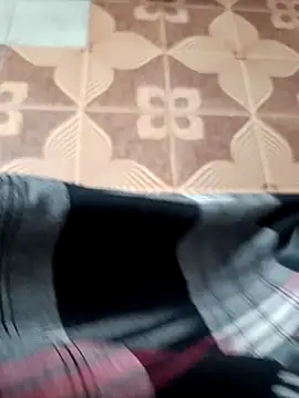 Snapshot of maddy3108 chatting on November 17, 2:23 pm maddy3108 online show from November 17, 2:23 pm