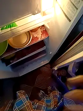 Snapshot of maddy3108 chatting on November 26, 6:14 am maddy3108 online show from November 26, 6:14 am