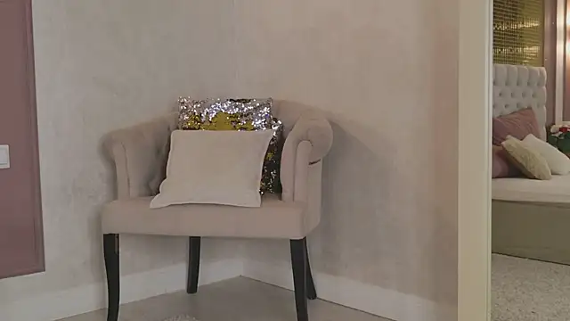 Snapshot of CaitlinSugar chatting on May 18, 4:29 am CaitlinSugar online show from May 18, 4:29 am