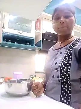 Snapshot of Sneha16 chatting on September 11, 3:06 am Sneha16 online show from September 11, 3:06 am