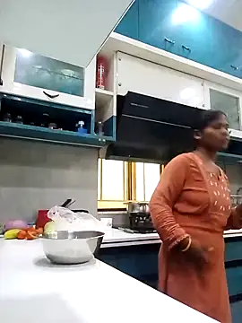 Snapshot of Sneha16 chatting on November 17, 3:12 am Sneha16 online show from November 17, 3:12 am