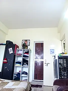 Snapshot of Sneha16 chatting on November 22, 5:17 am Sneha16 online show from November 22, 5:17 am