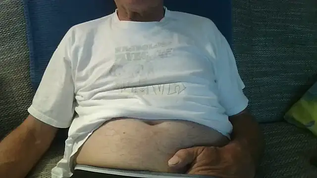 Snapshot of velikifant7 chatting on May 22, 6:02 pm velikifant7 online show from May 22, 6:02 pm